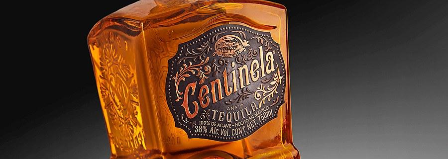 Centinela Anejo Tequila (750 ml)