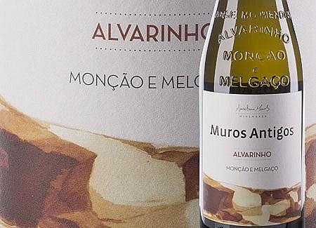 Muros Antigos Alvarinho Moncao E Melgaco 2012 (750 ml)